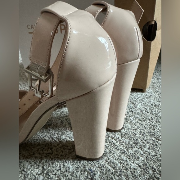 Call it spring Arther patent shiny sandals tan bone 4” block heel size 8 w/ box - Picture 6 of 15